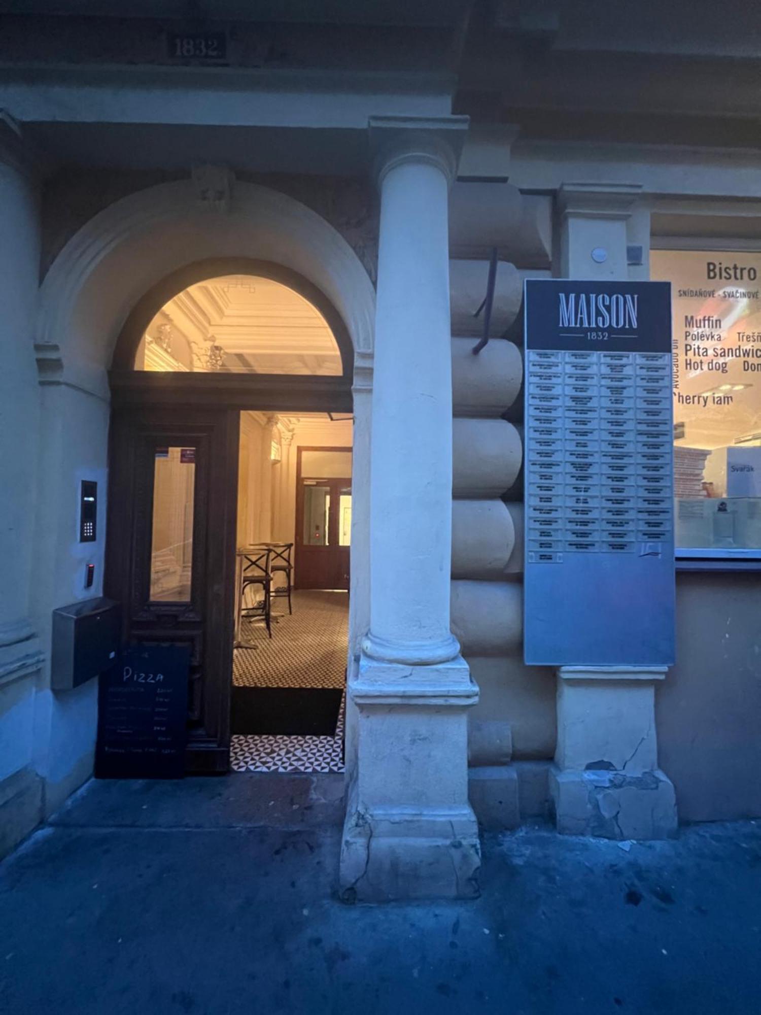 Nika Apartments Prague 2 Εξωτερικό φωτογραφία